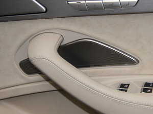 20156.3 FSI W12 quattroŞ g