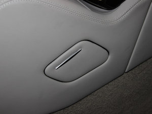 20156.3 FSI W12 quattroŞ g