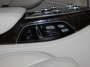 20156.3 FSI W12 quattroŞ g