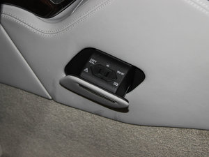 20156.3 FSI W12 quattroŞ g