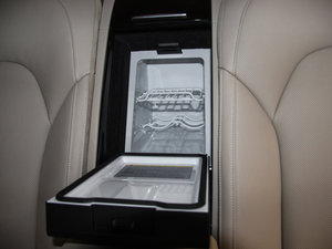 20156.3 FSI W12 quattroŞ g