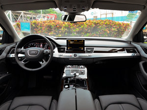 2015款50 TFSI quattro豪华型 内饰全景