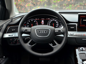 2015款50 TFSI quattro豪华型 方向盘