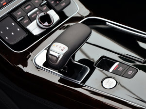 2015款50 TFSI quattro豪华型 换挡杆