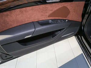 2015款45 TFSI quattro豪华型 前门储物空间
