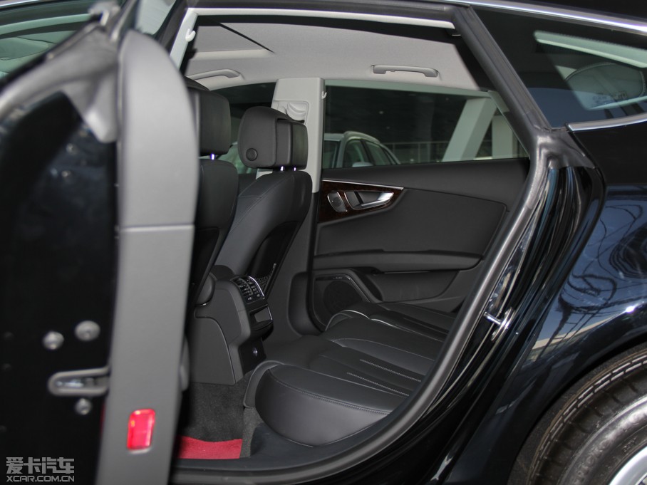 2014��W��A7 50TFSI quattro���m��