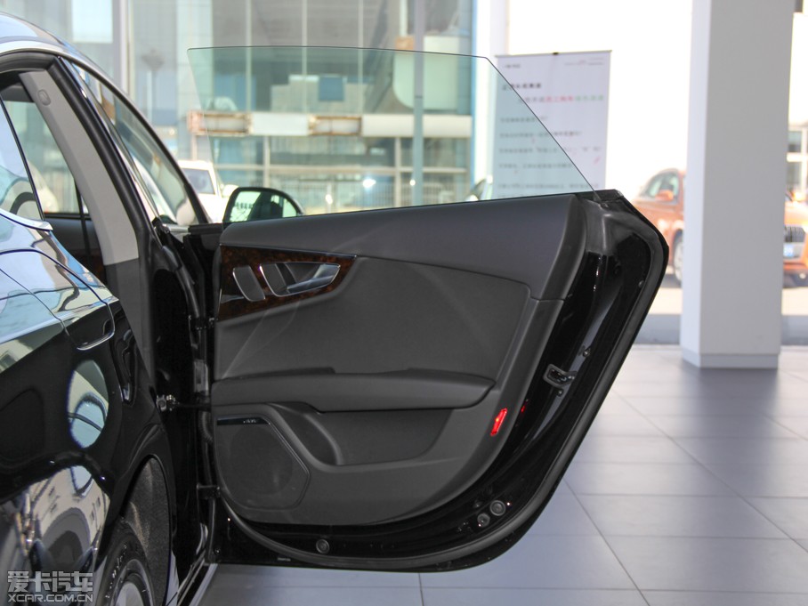 2014��W��A7 50TFSI quattro���m��