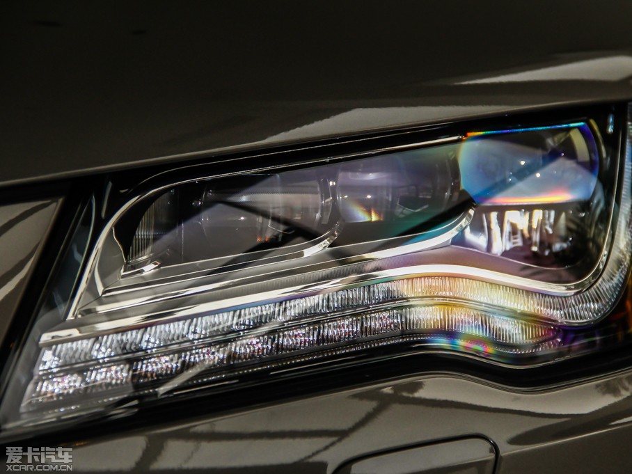 2014��W��A7 50TFSI quattro���A��