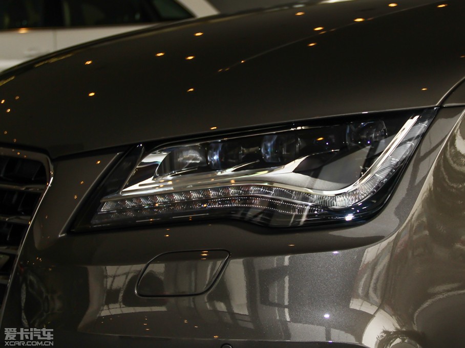 2014��W��A7 50TFSI quattro���A��