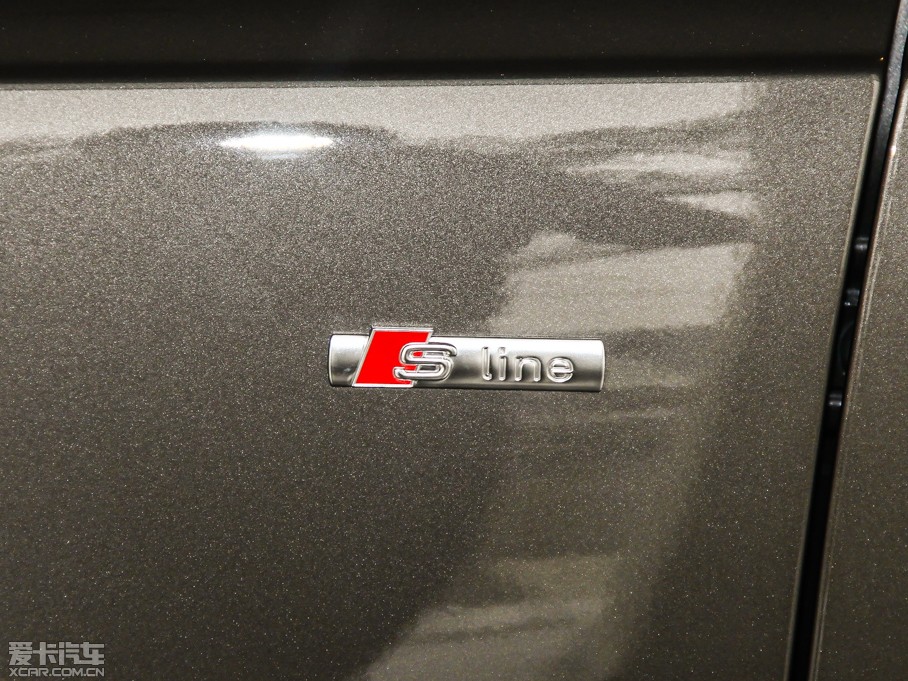 2014��W��A7 50TFSI quattro���A��