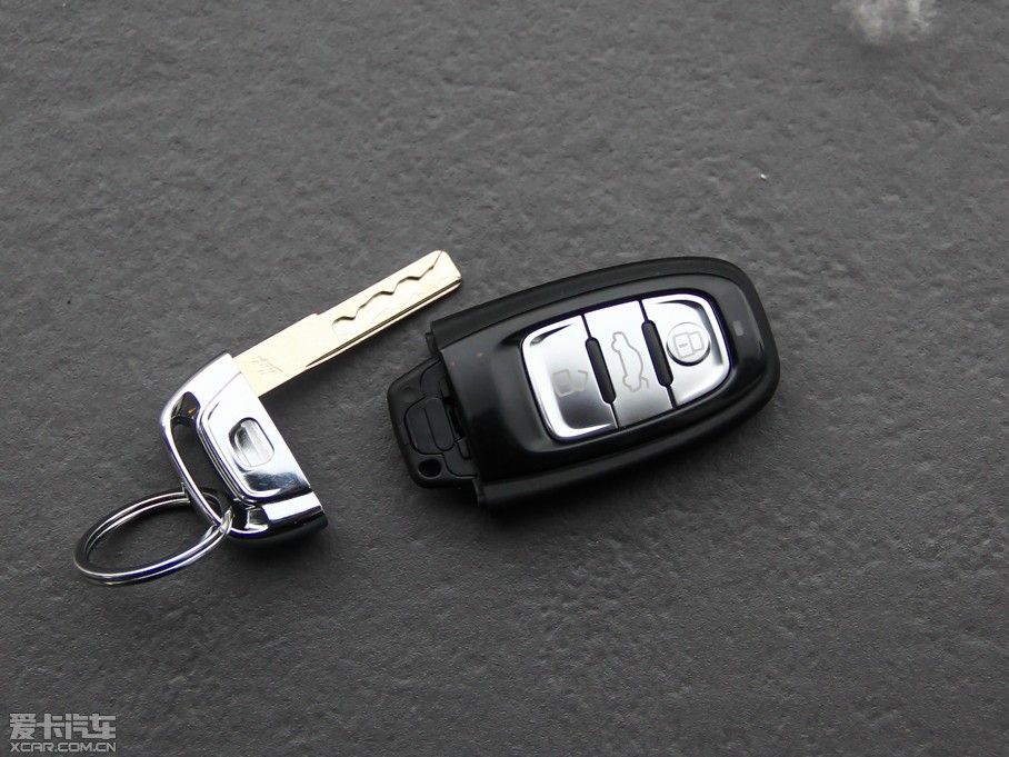 2014��W��A7 50TFSI quattro���A��