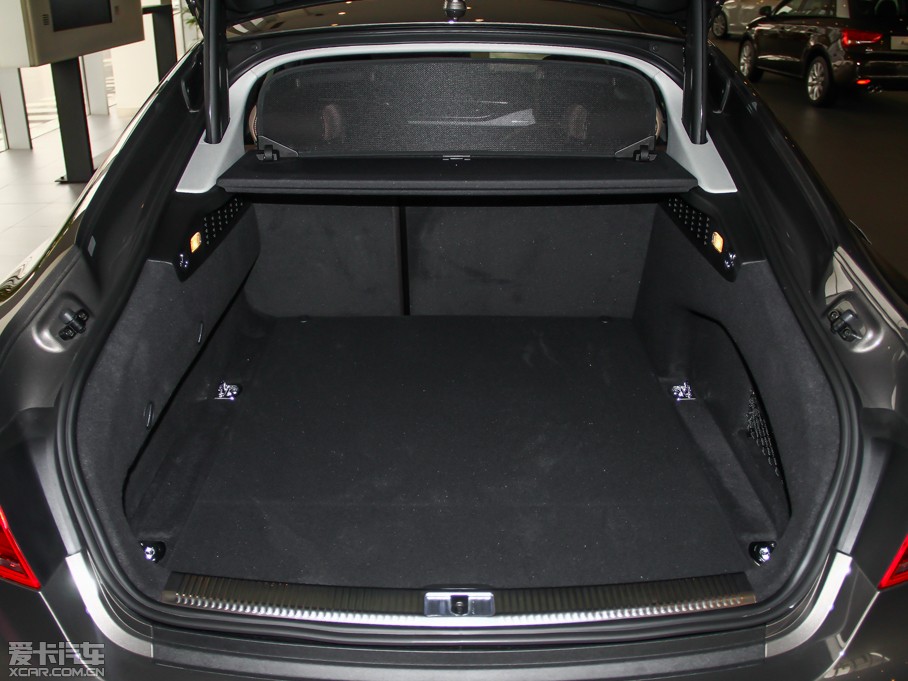 2014��W��A7 50TFSI quattro���A��