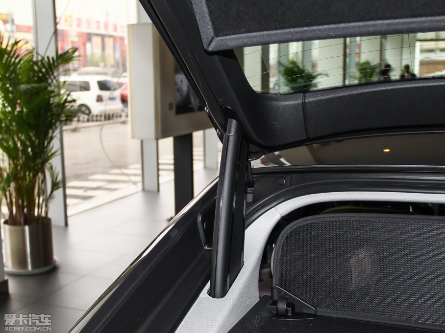 2014��W��A7 50TFSI quattro���A��