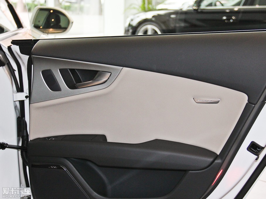 2014WA7 35FSI quattrog