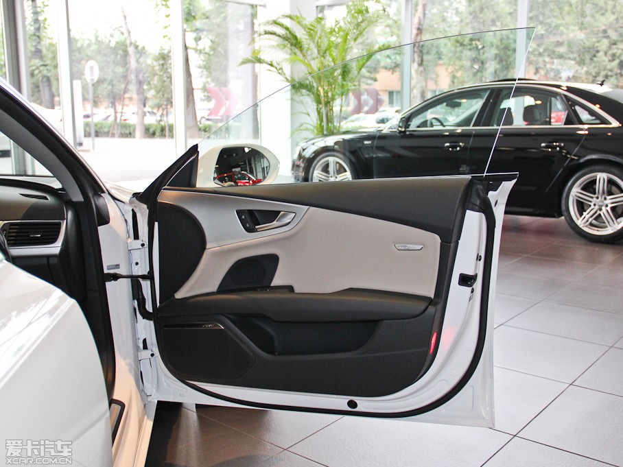 2014WA7 35FSI quattrog