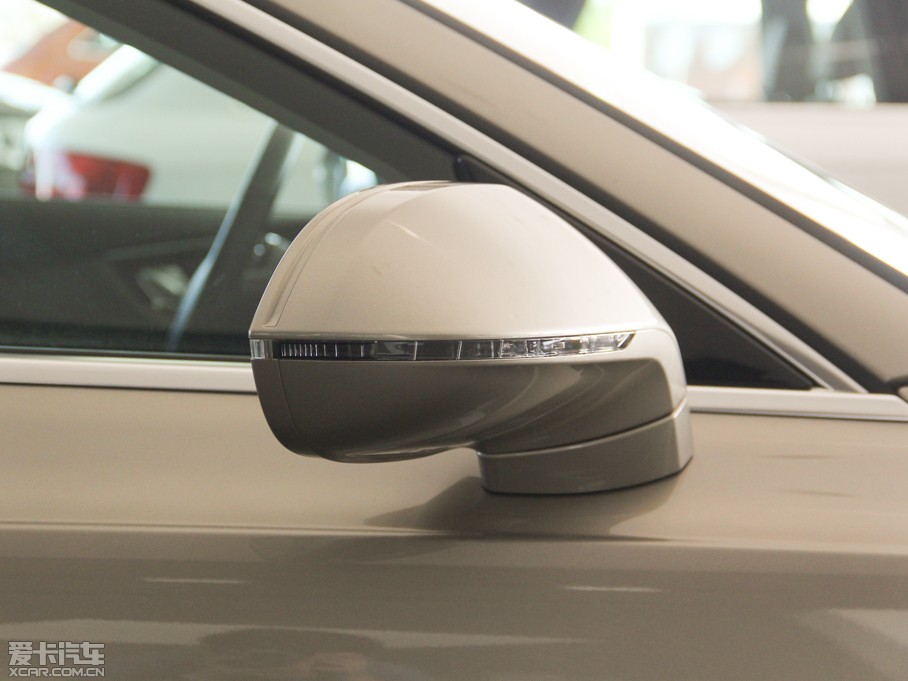 2014��?yu��n)W��A7 50TFSI quattro���m��