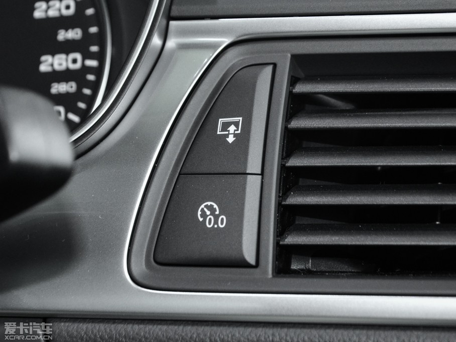 2014��W��A7 30FSI �r����