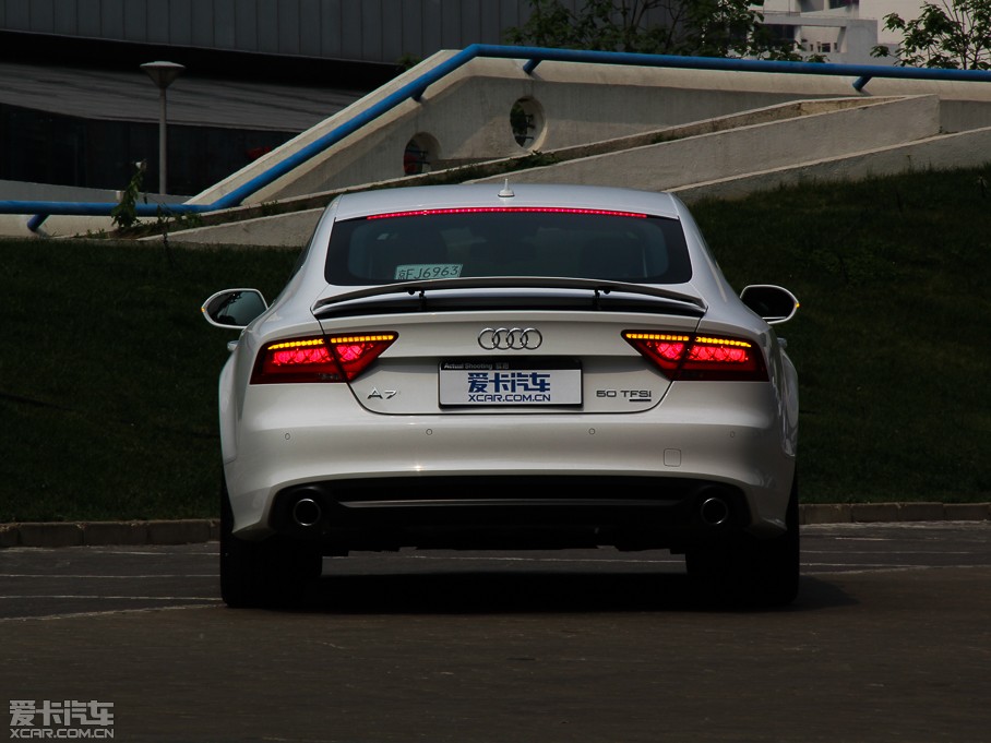 2014��W��A7 50TFSI quattro���A��