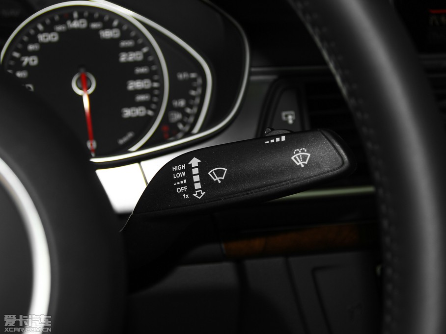 2014��?yu��n)W��A7 50TFSI quattro���A��