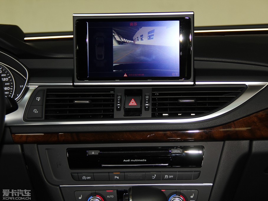 2014��W��A7 50TFSI quattro���A��