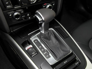 2014款45TFSI 换挡杆