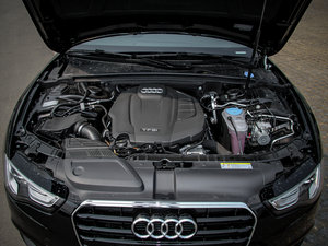 2014款45TFSI 发动机