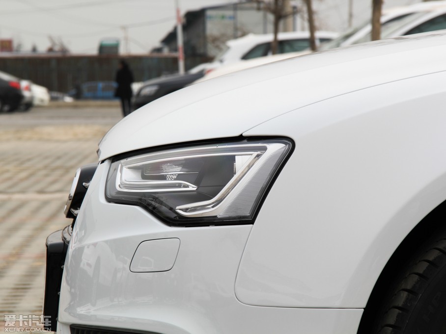 2014?yun)WA5 Coupe 45TFSI