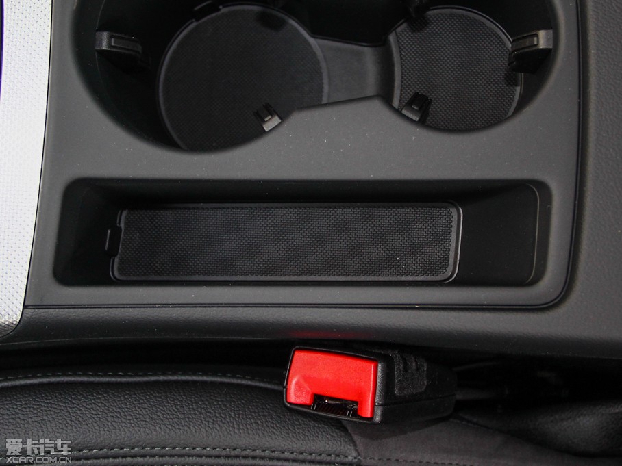 2014?yun)WA5 Coupe 45TFSI L(fng)а