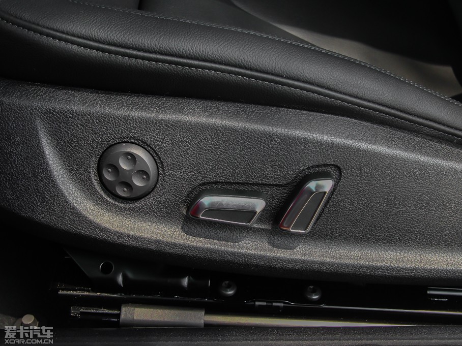 2014?yun)WA5 Coupe 45TFSI L(fng)а