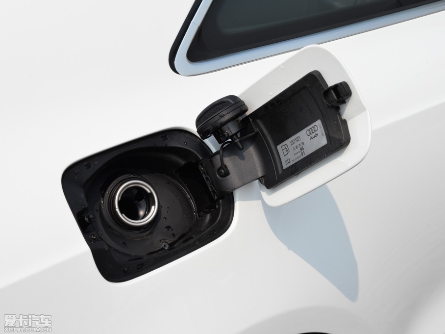 2014?yun)WA5 Coupe 45TFSI