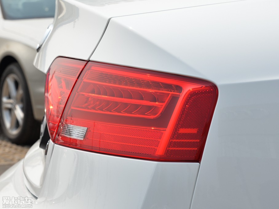 2014?yun)WA5 Coupe 45TFSI