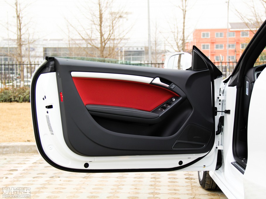 2014��W��A5 Cabriolet 45TFSI