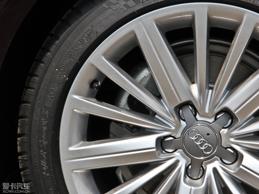 2014��W��A5 Cabriolet 45TFSI �L�а�