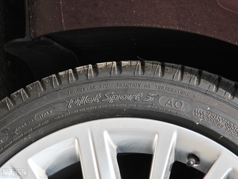 2014��W��A5 Cabriolet 45TFSI �L�а�