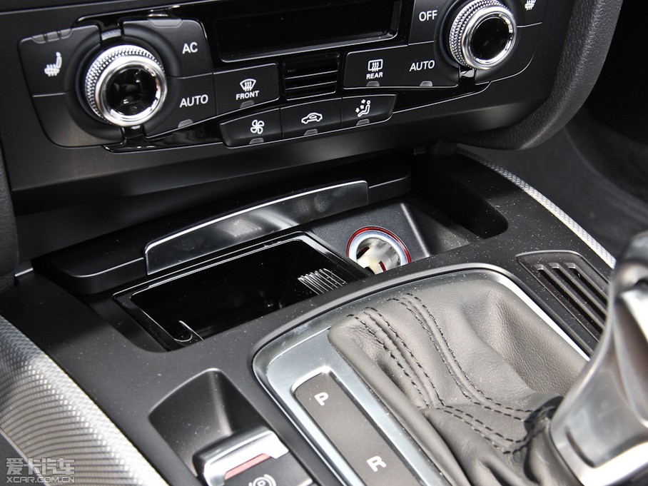 2014��W��A5 Cabriolet 45TFSI �L�а�