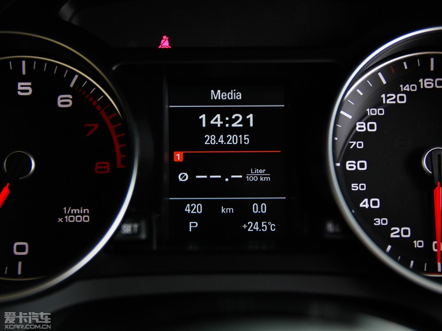 2014��?yu��n)W��A5 Cabriolet 45TFSI quattro