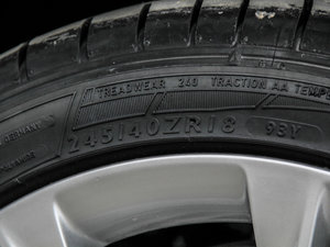 2014��45TFSI ݆̥�ߴ�