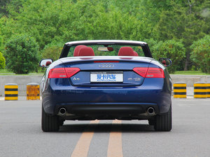 2014��45TFSI quattro ���w���^