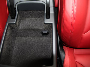 2014��45TFSI quattro ���g����