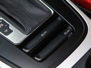 2014��45TFSI quattro ���g����