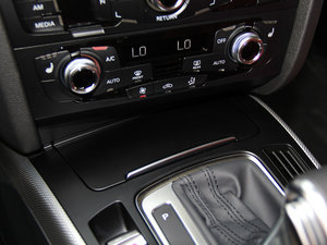 2014��45TFSI quattro ���g����