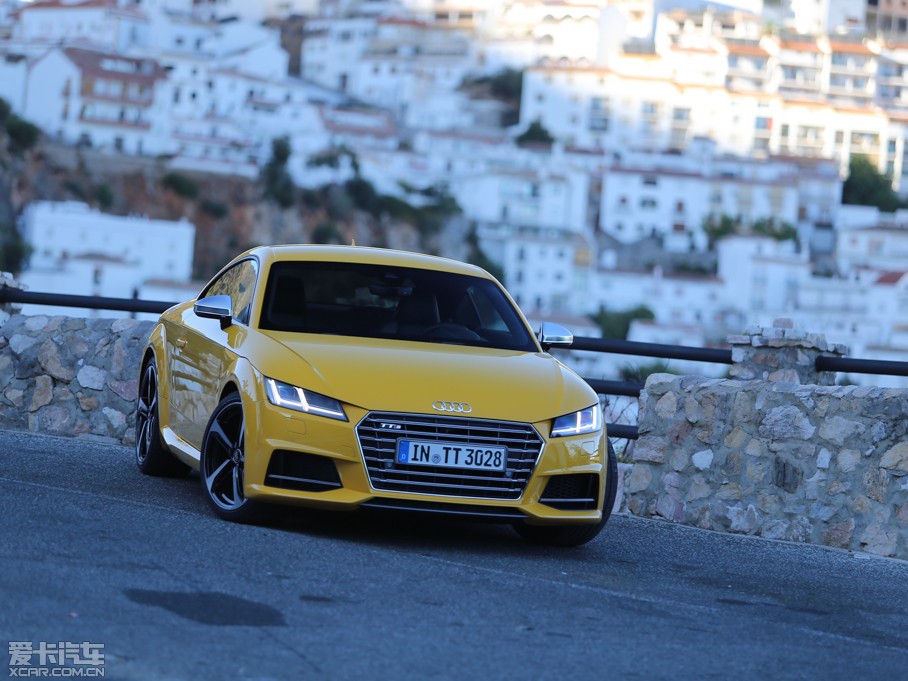 2016?yun)WTTS Coupe Coupe quattro