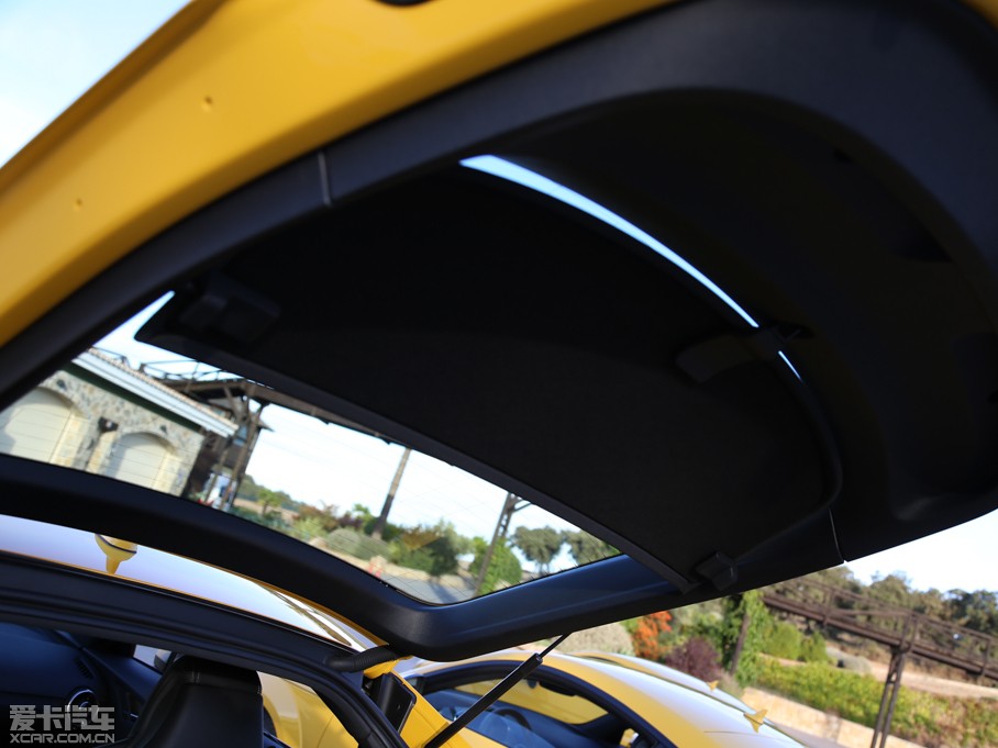 2016?yun)WTTS Coupe Coupe quattro