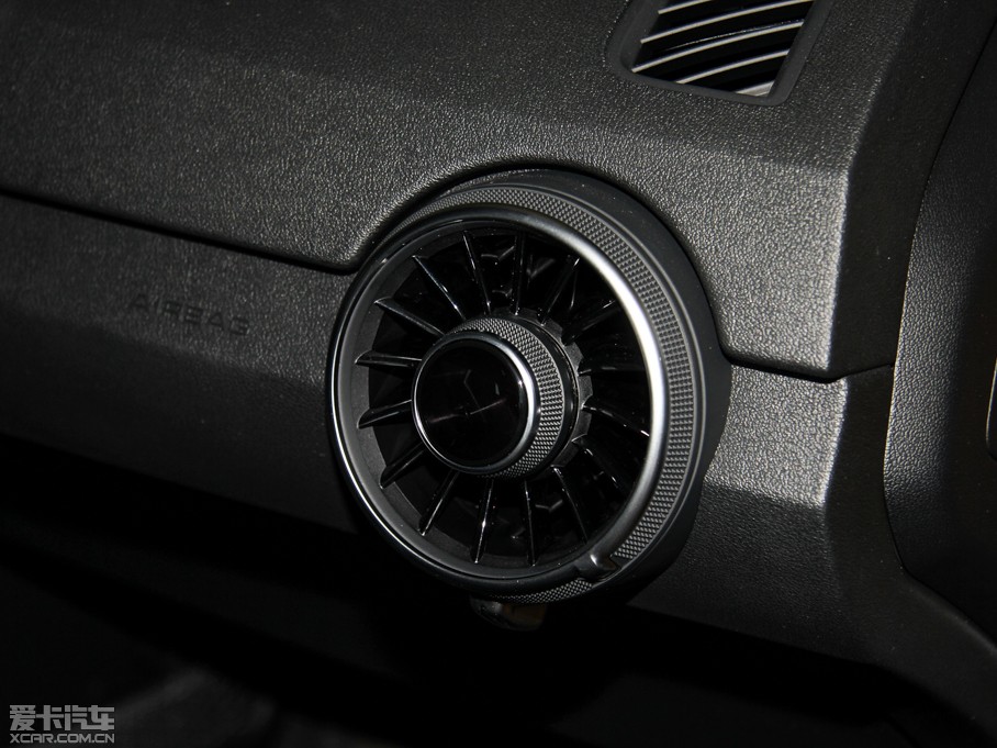 2015WTT Coupe 45 TFSI quattro