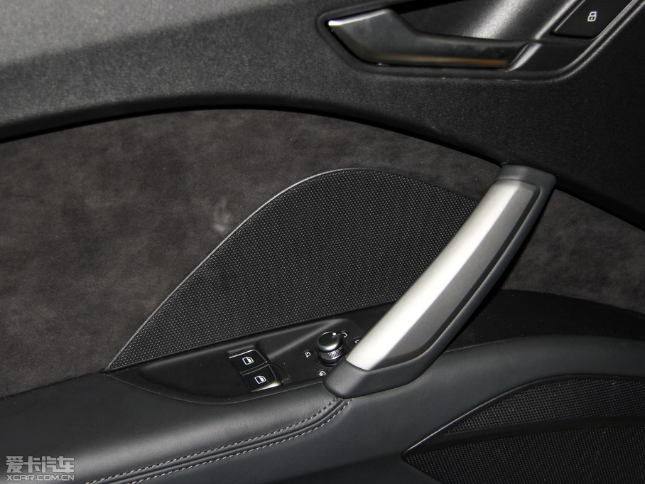 2015��?yu��n)W��TT Coupe 45 TFSI quattro