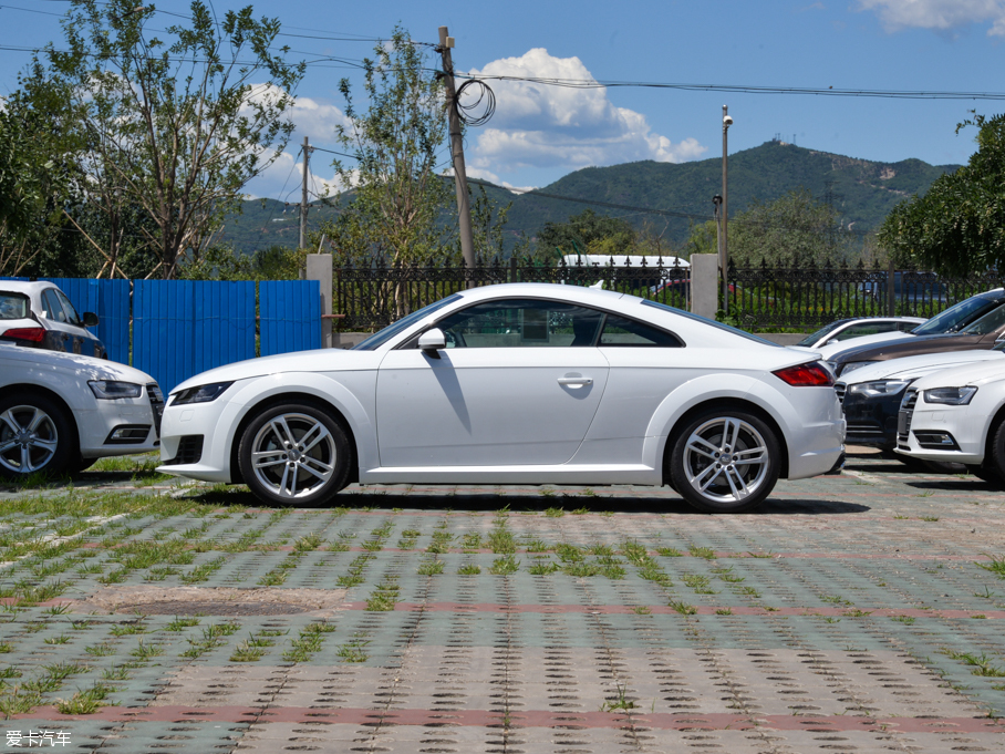 2015?yun)WTT Coupe 45 TFSI