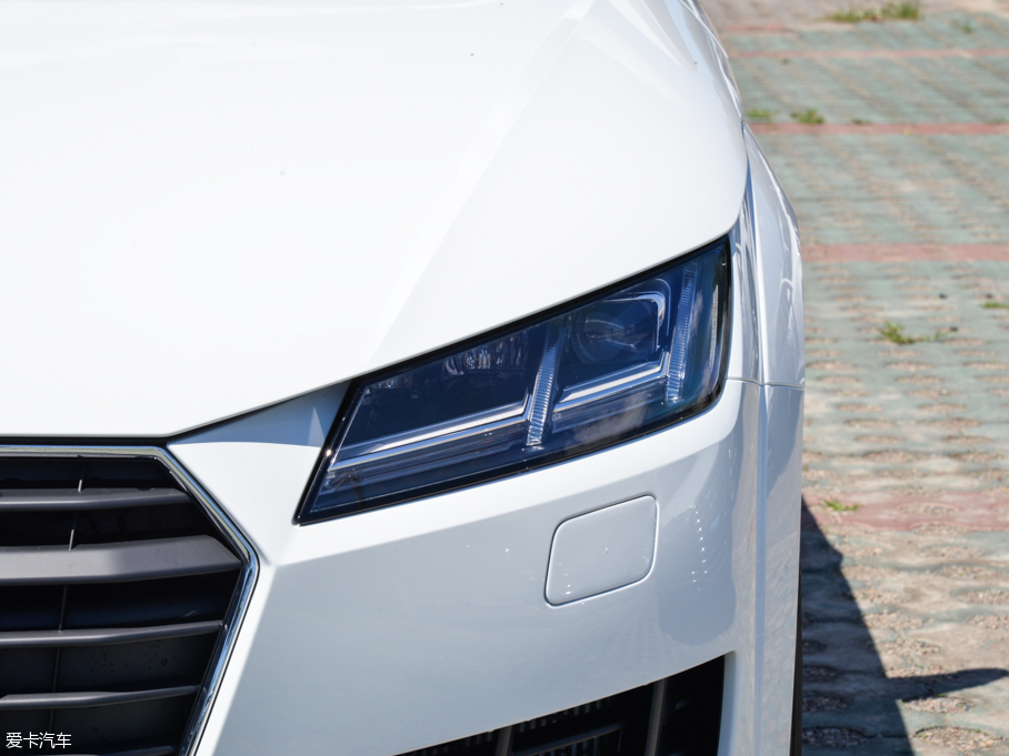 2015WTT Coupe 45 TFSI