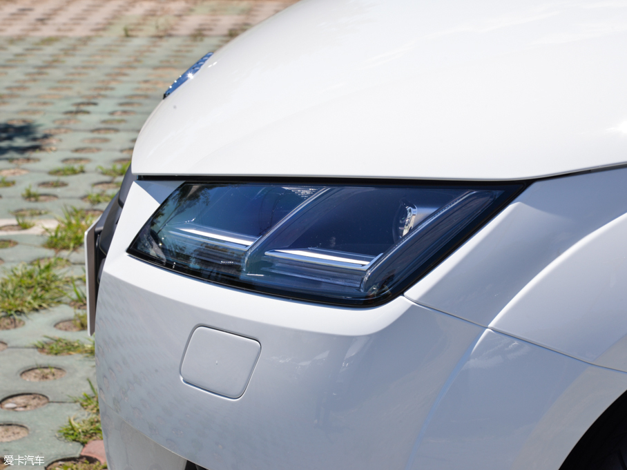 2015WTT Coupe 45 TFSI