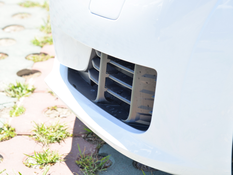 2015WTT Coupe 45 TFSI