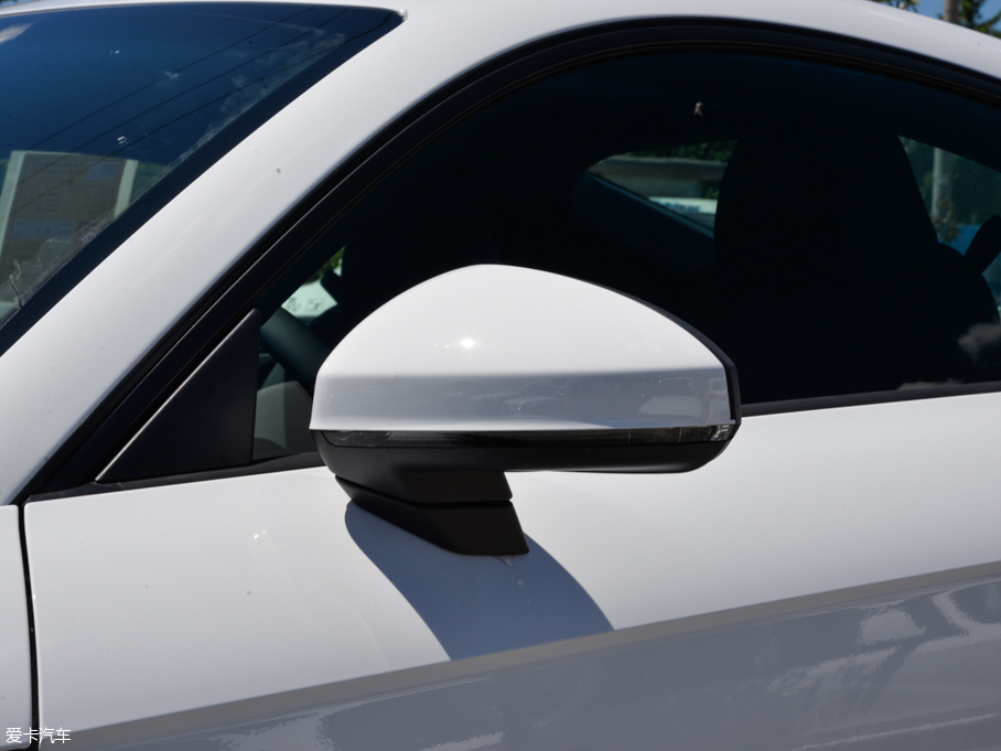 2015WTT Coupe 45 TFSI